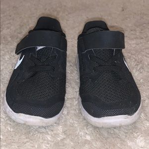 Toddler Nike shoes